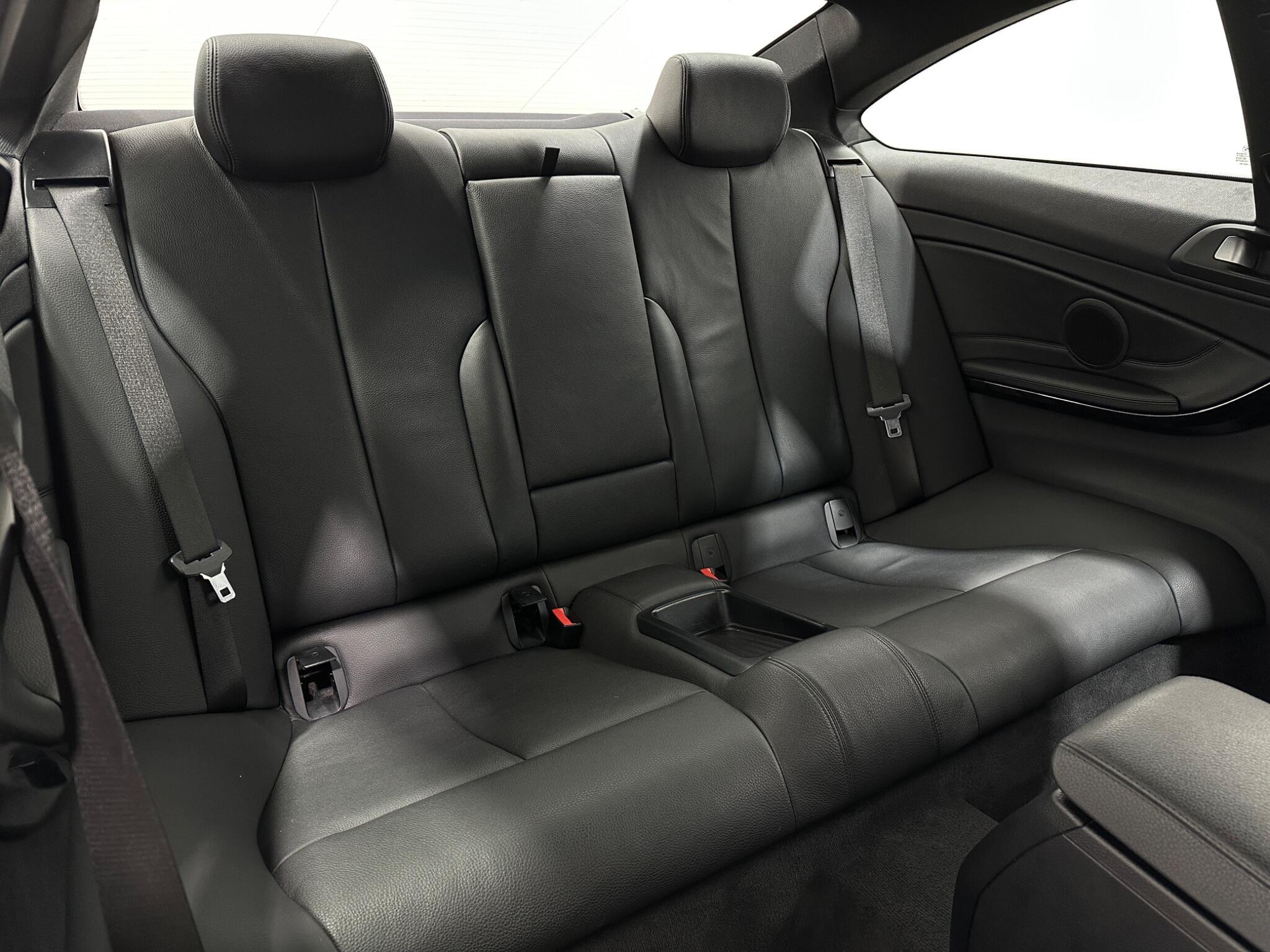 BMW 4 Series view 39