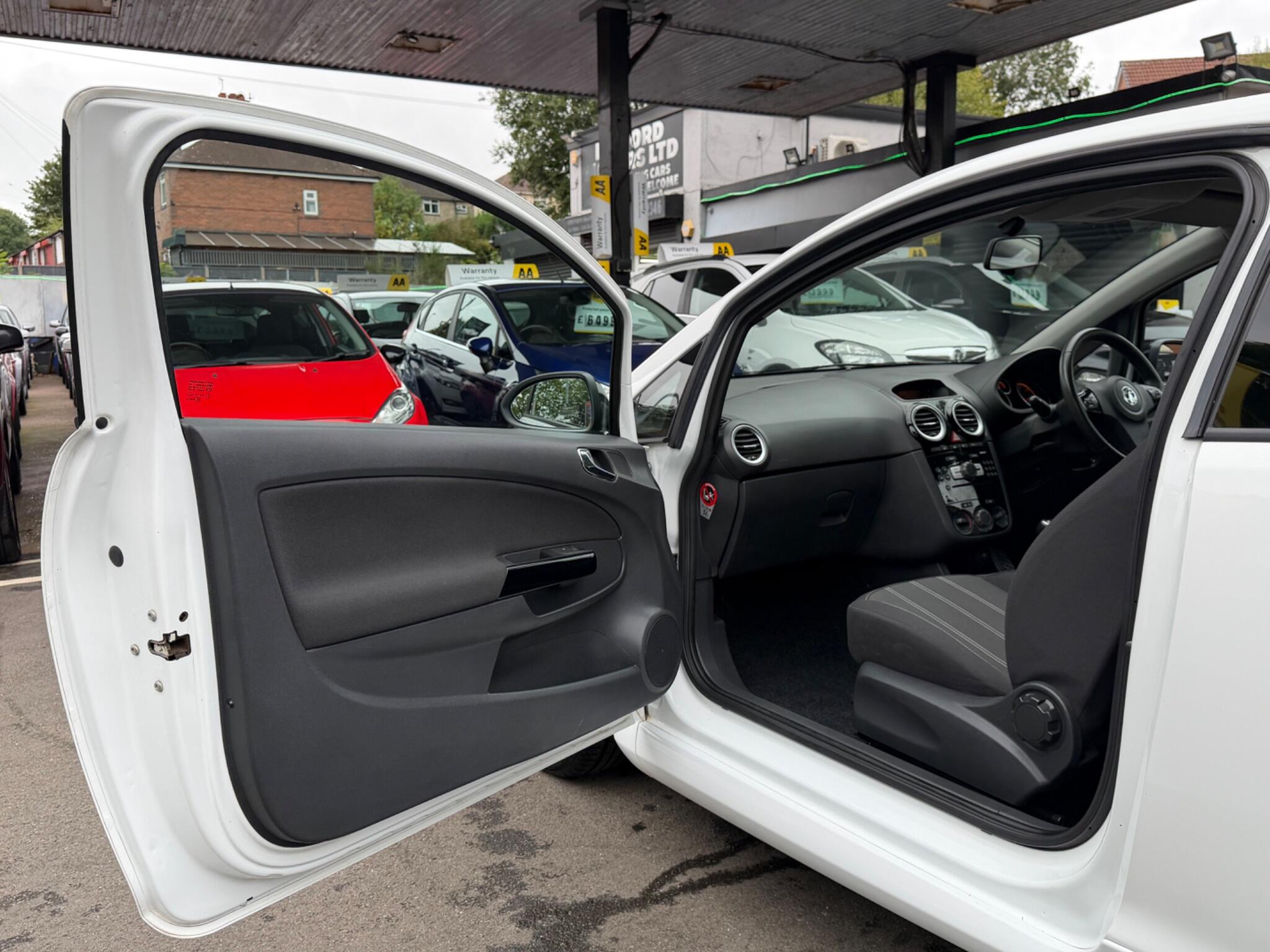 Vauxhall Corsa view 22