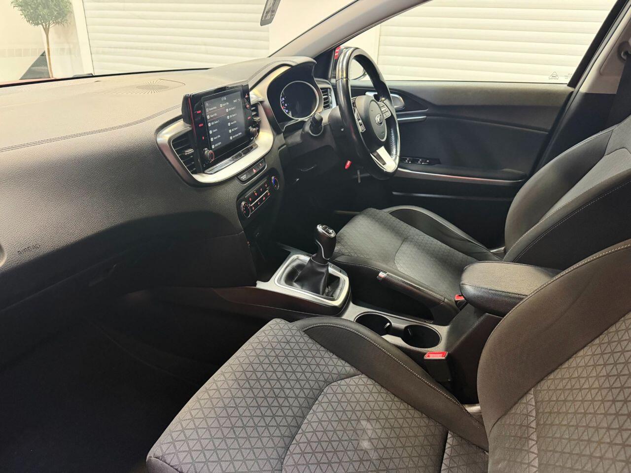 Kia Xceed view 21