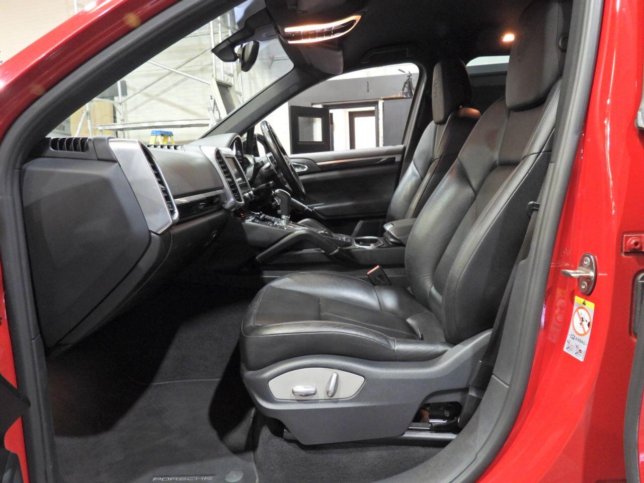 Porsche Cayenne view 20