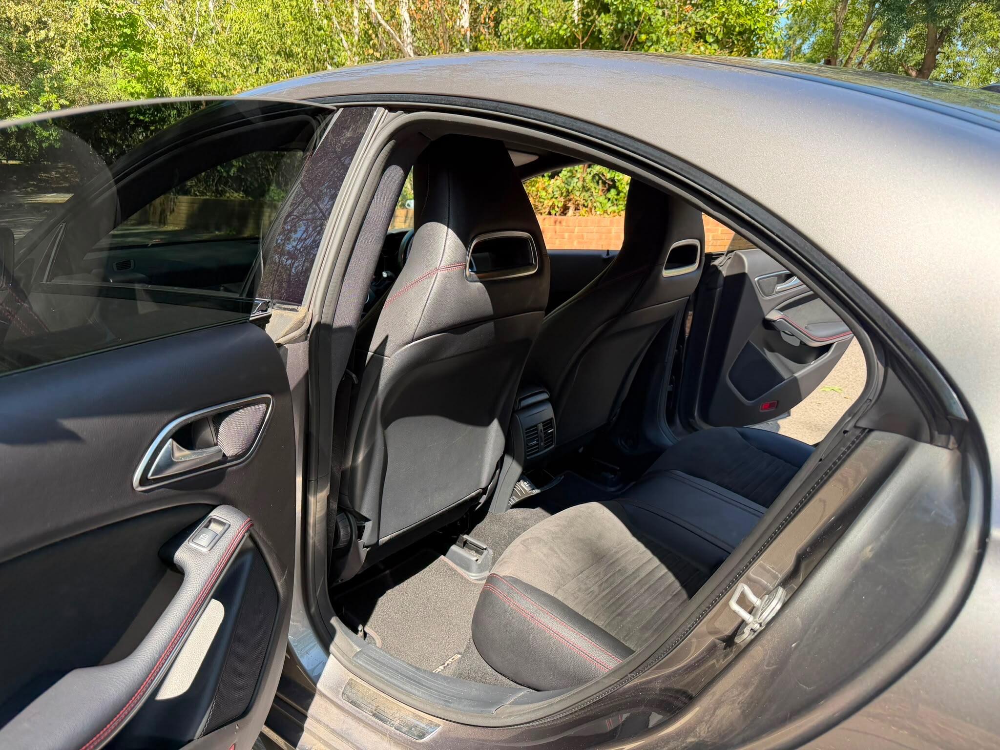 Mercedes-Benz CLA view 17