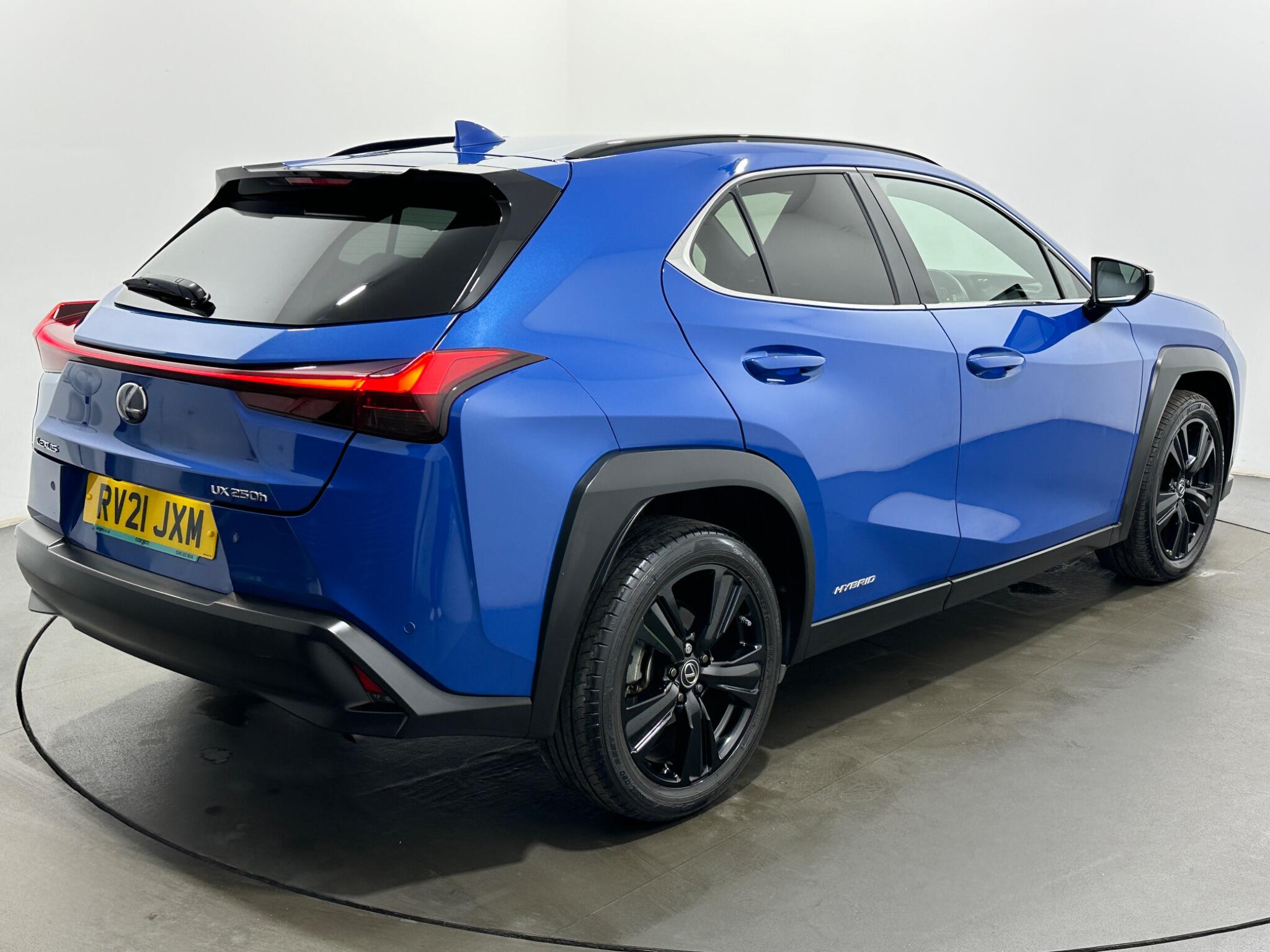 Lexus UX view 51