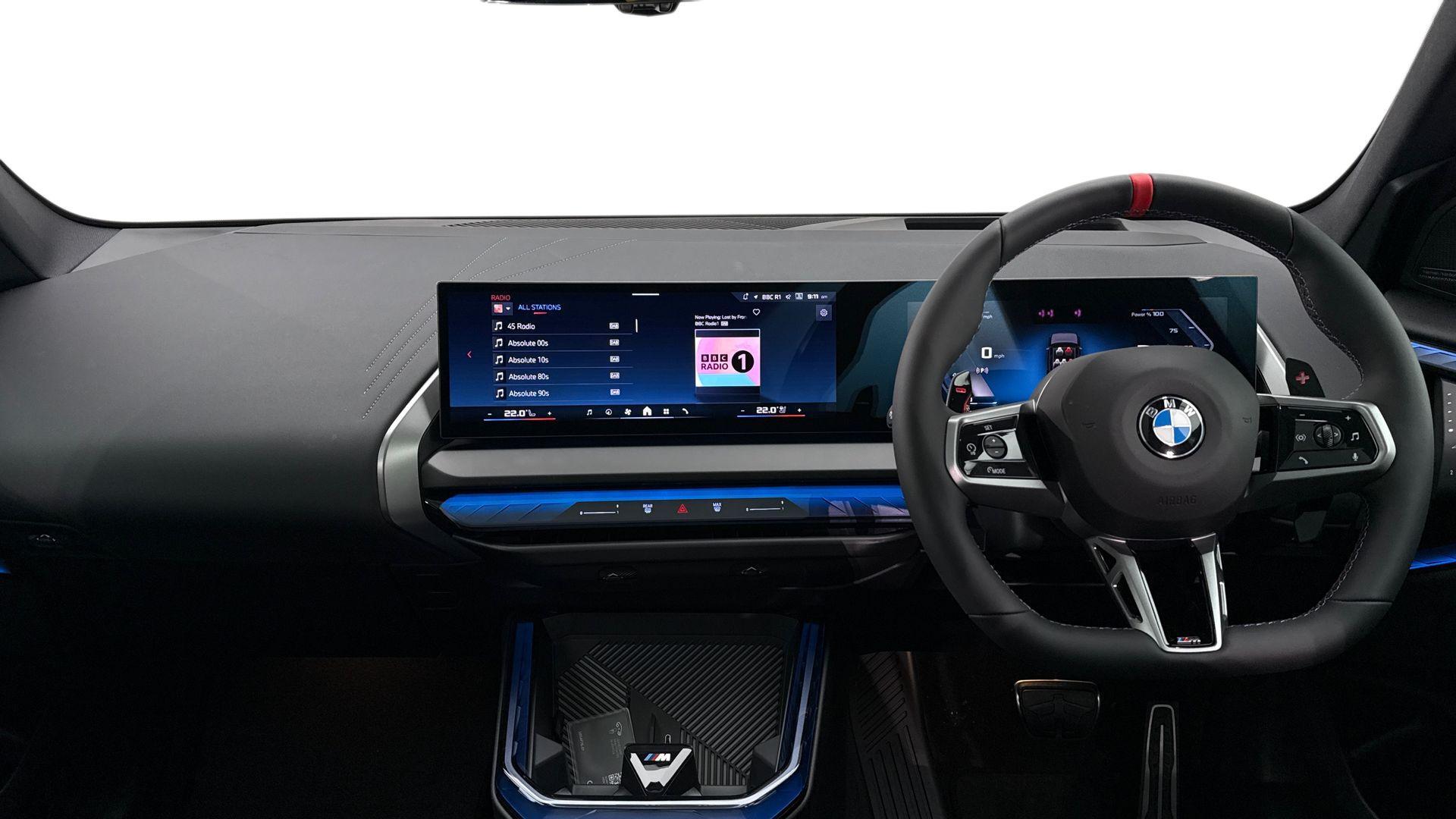 BMW X3 view 4