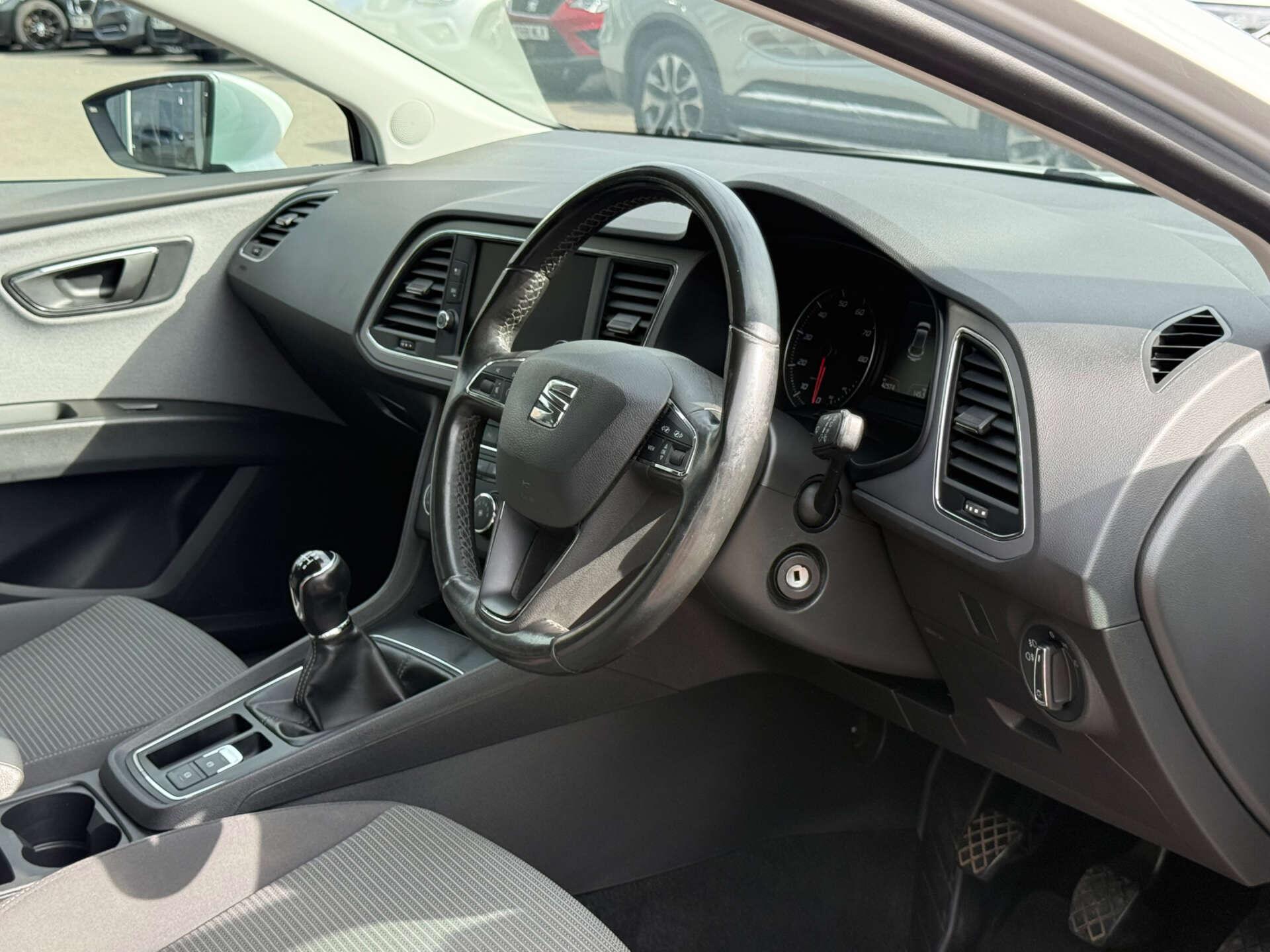 Seat Leon view 44
