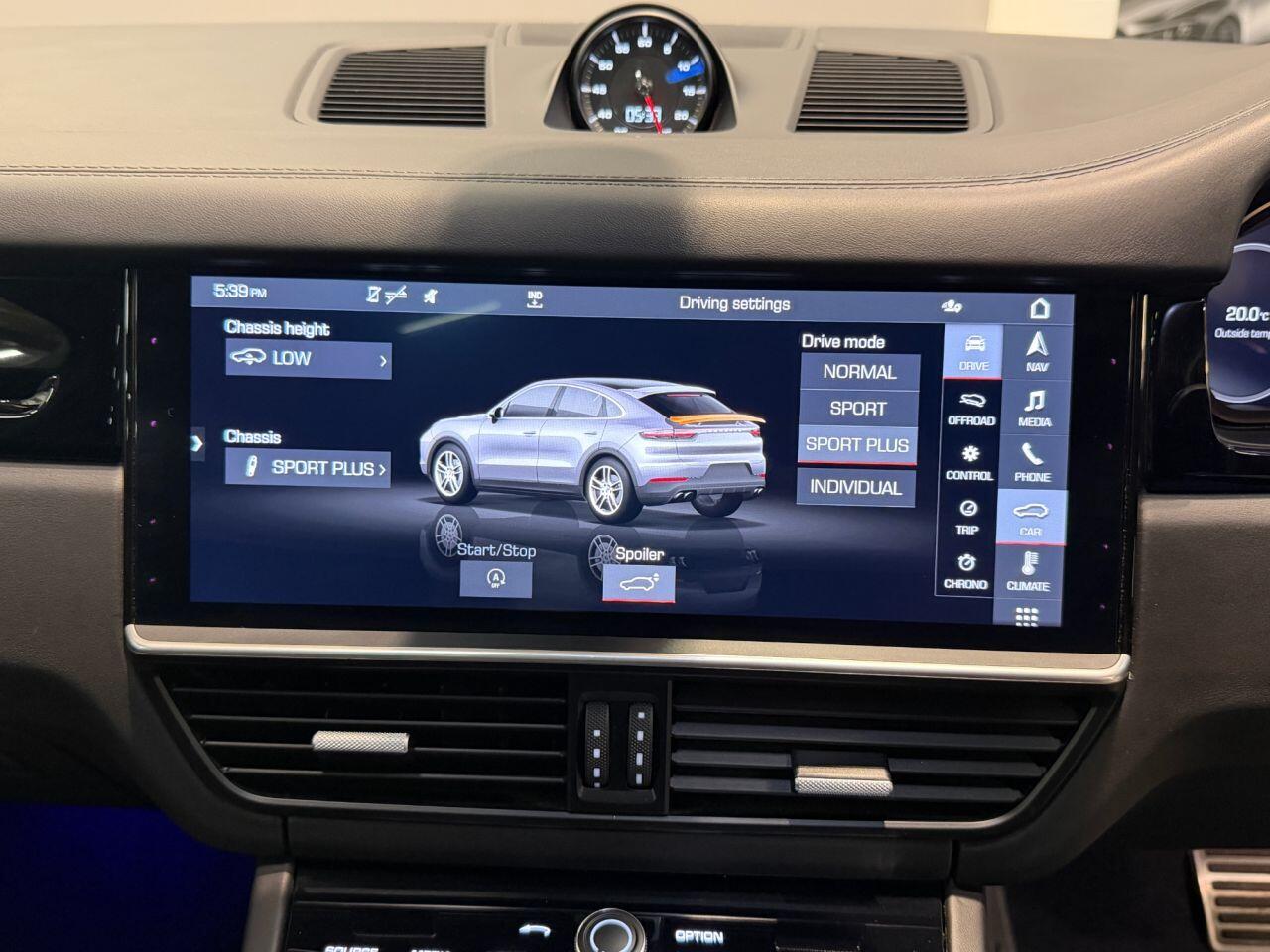 Porsche Cayenne view 18