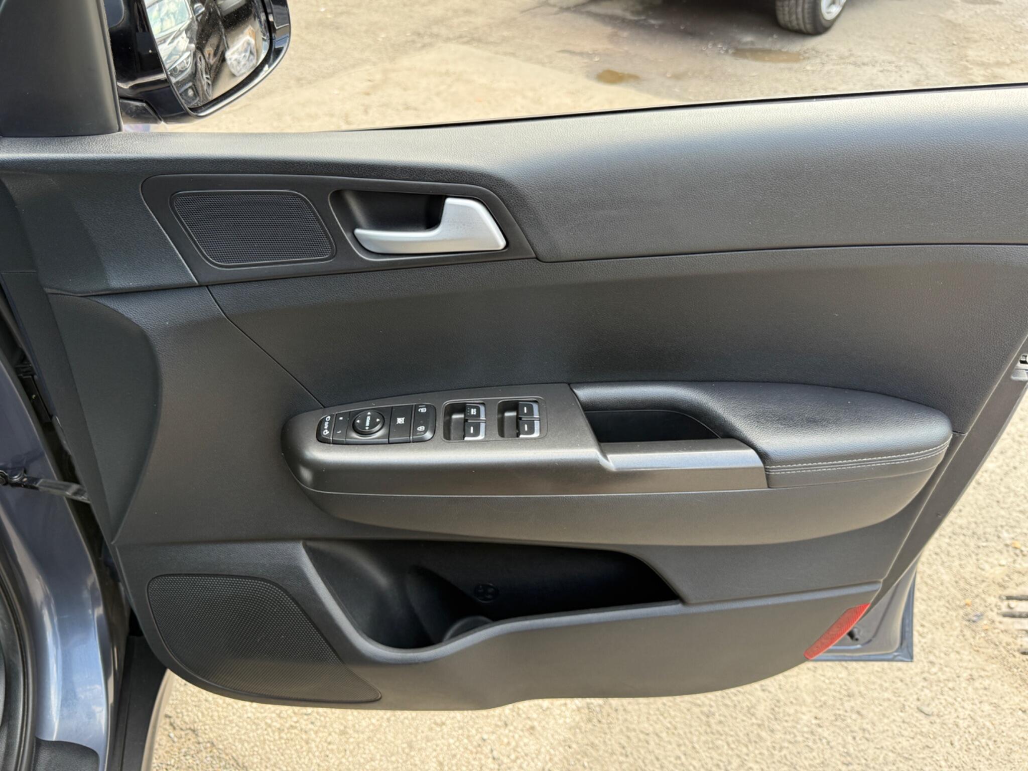Kia Sportage - Image 33