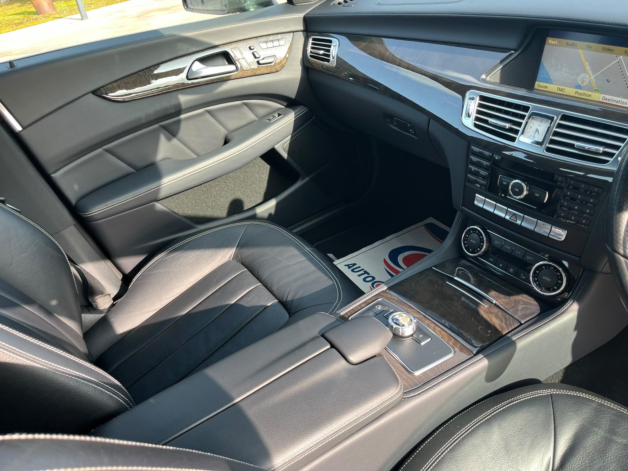 Mercedes-Benz CLS view 19