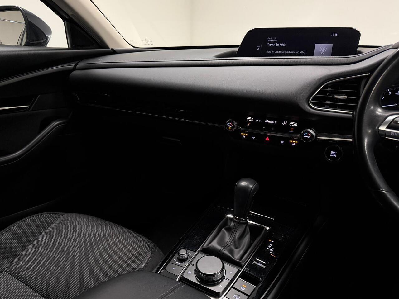 Mazda CX-30 view 17