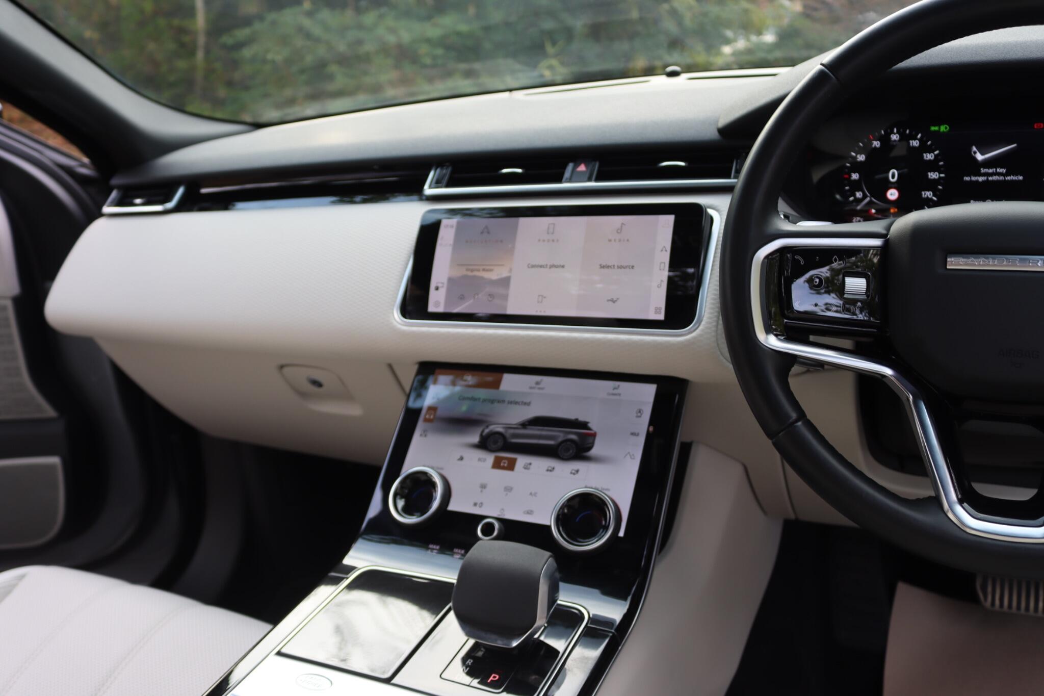 Land Rover Range Rover Velar view 56
