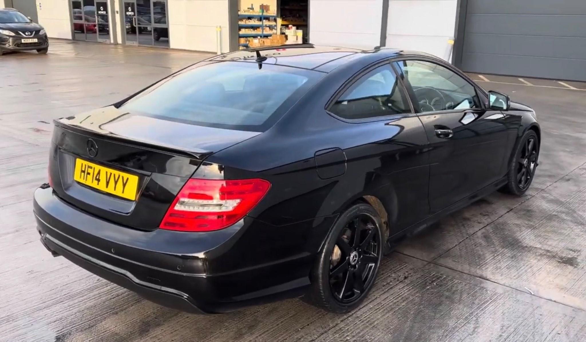 Mercedes-Benz C-Class view 6