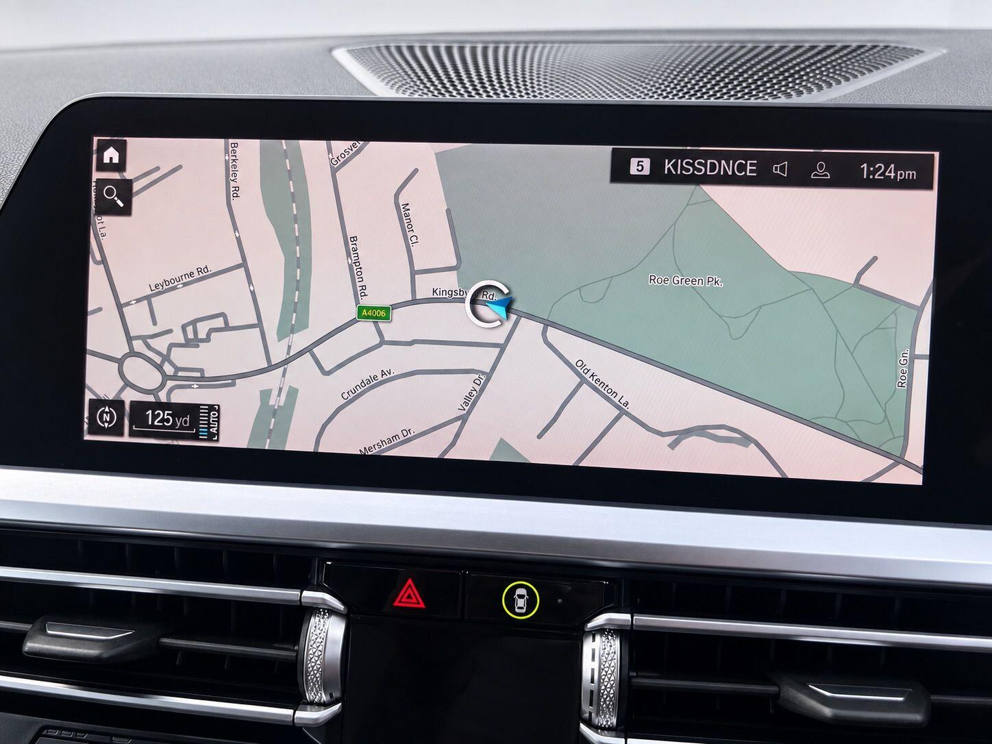 BMW 3 Series view 19