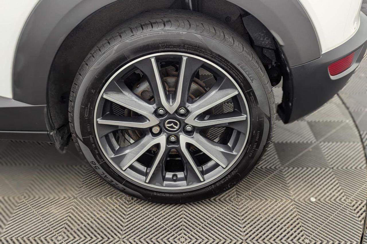 Mazda CX-3 view 56
