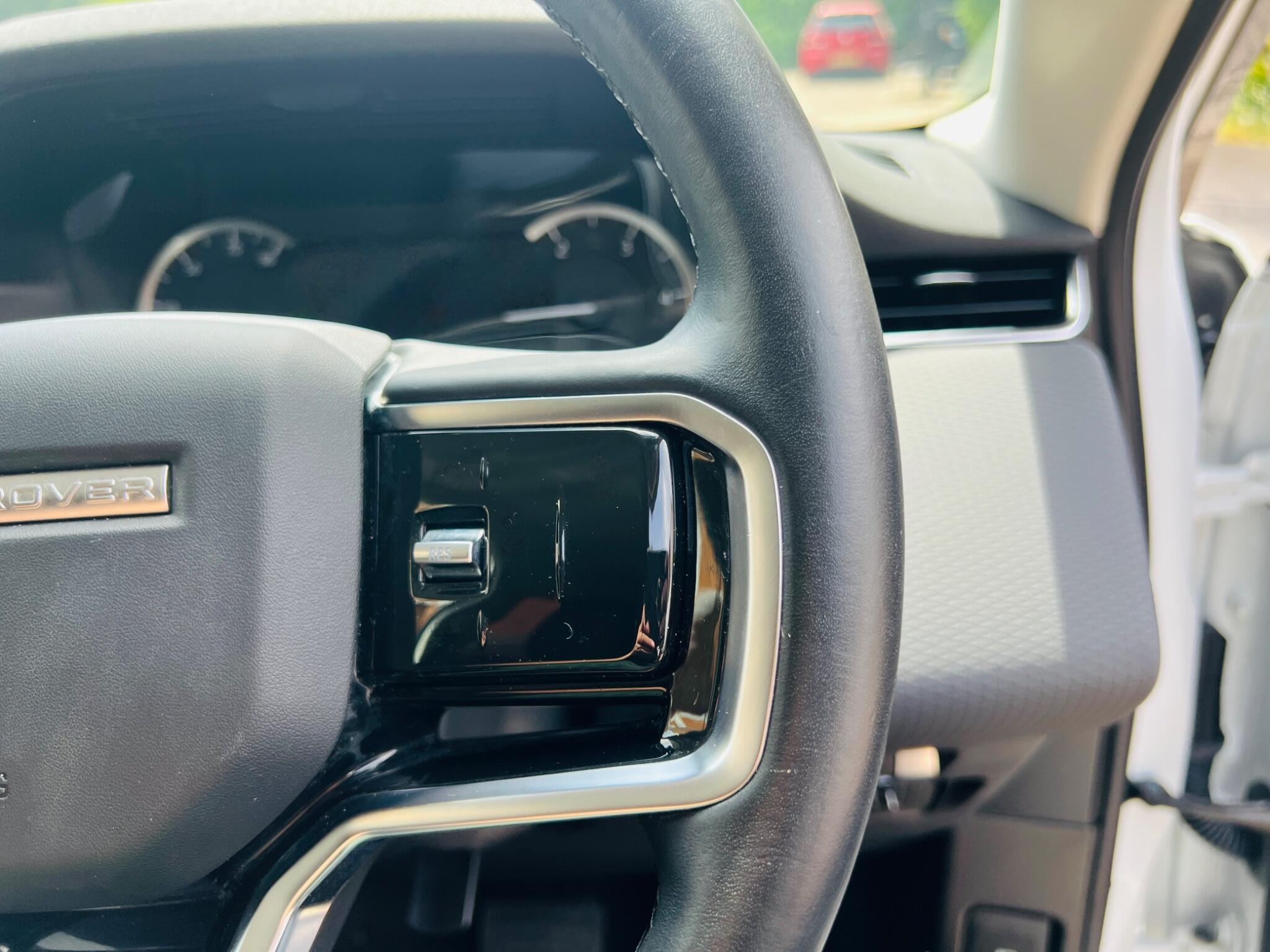 Land Rover Range Rover Evoque view 34