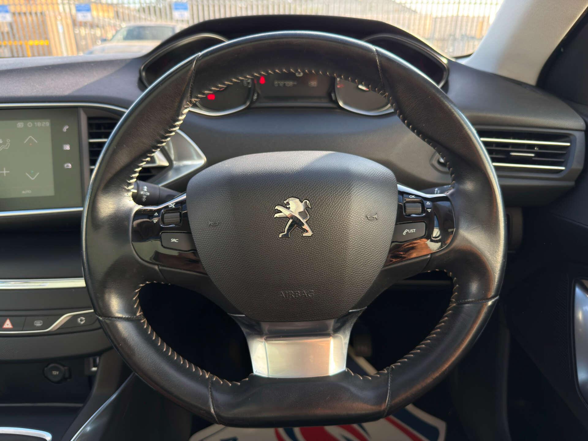 Peugeot 308 view 52