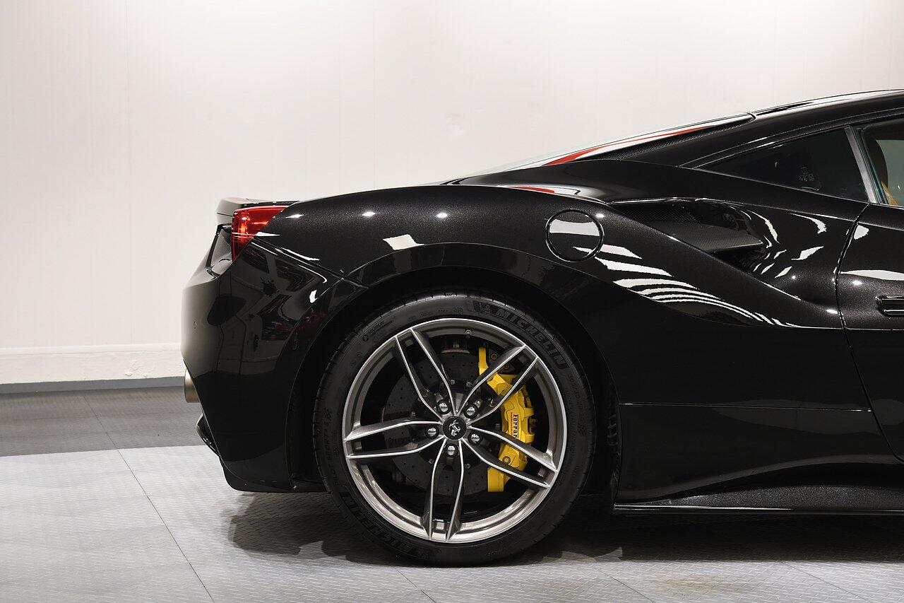 Ferrari 488 view 49