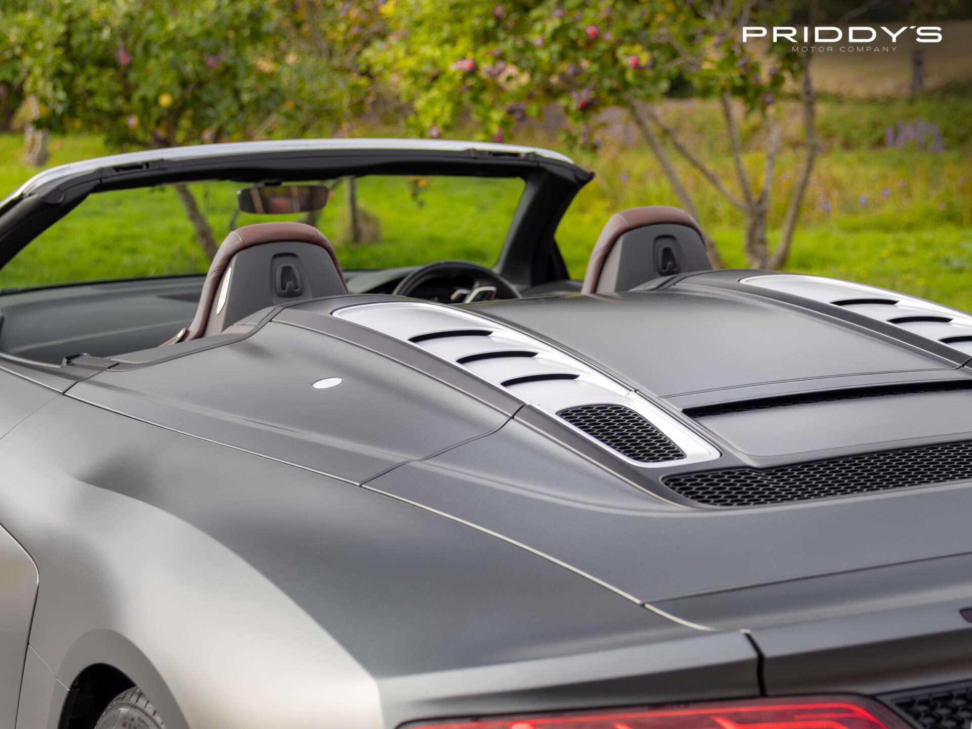Audi R8 view 54