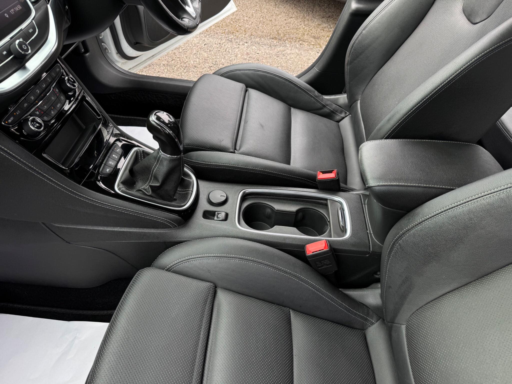 Vauxhall Astra view 34