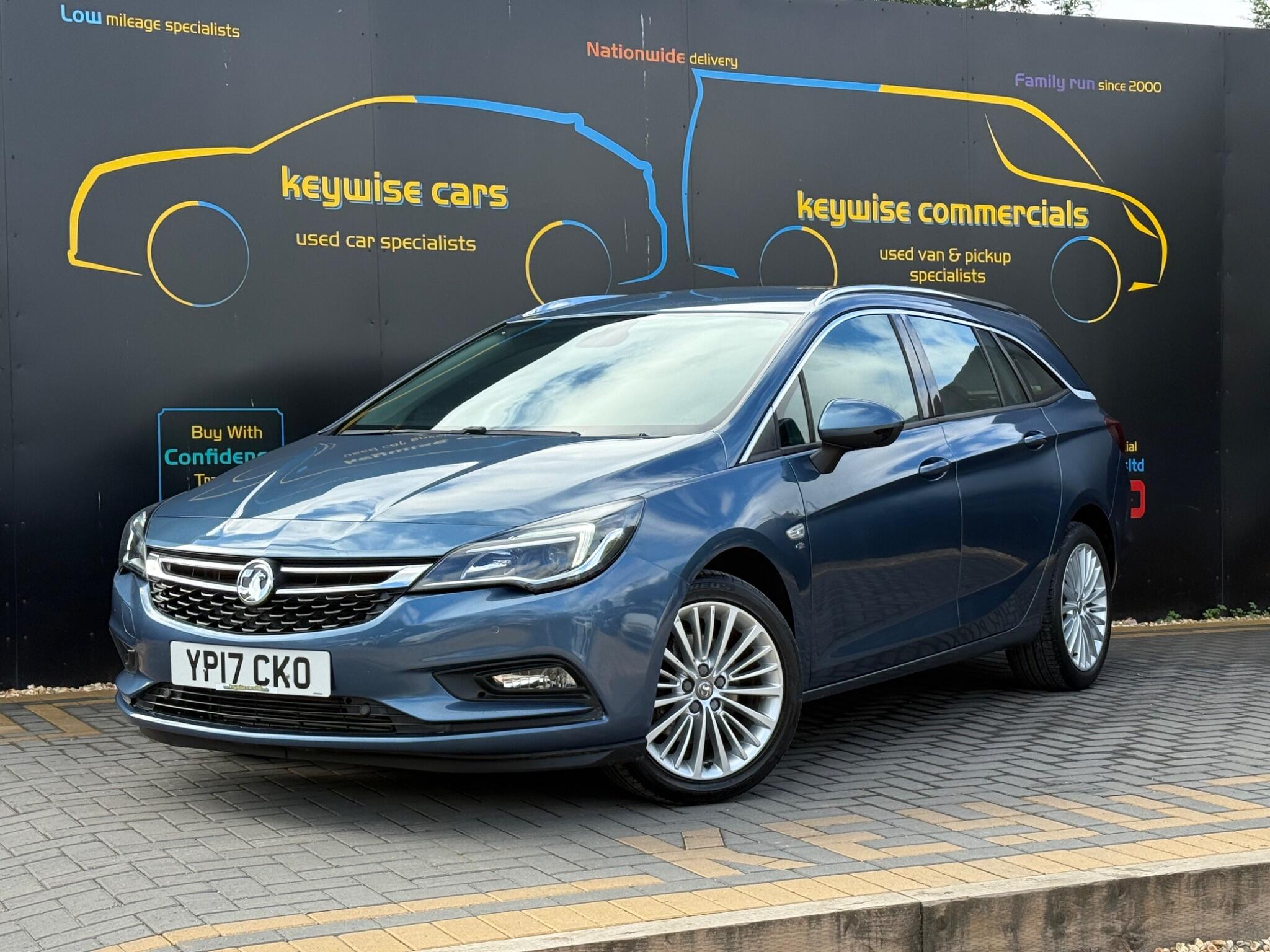 2017 Vauxhall Astra in Blue for sale