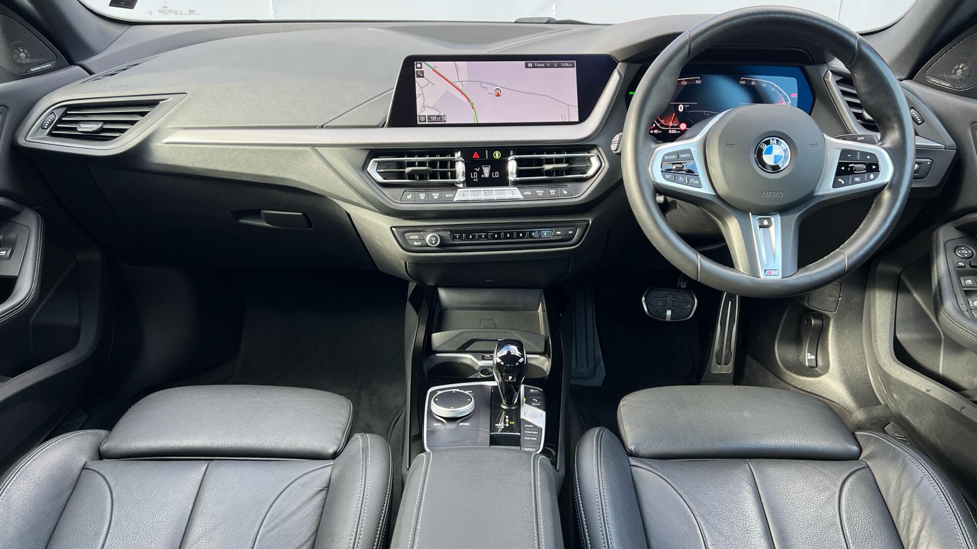 BMW 2 Series view 4