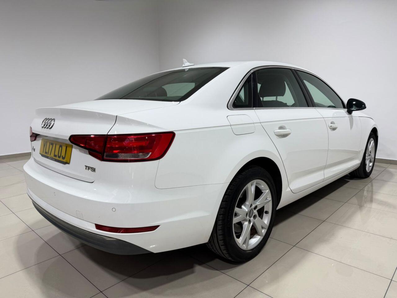Audi A4 view 9