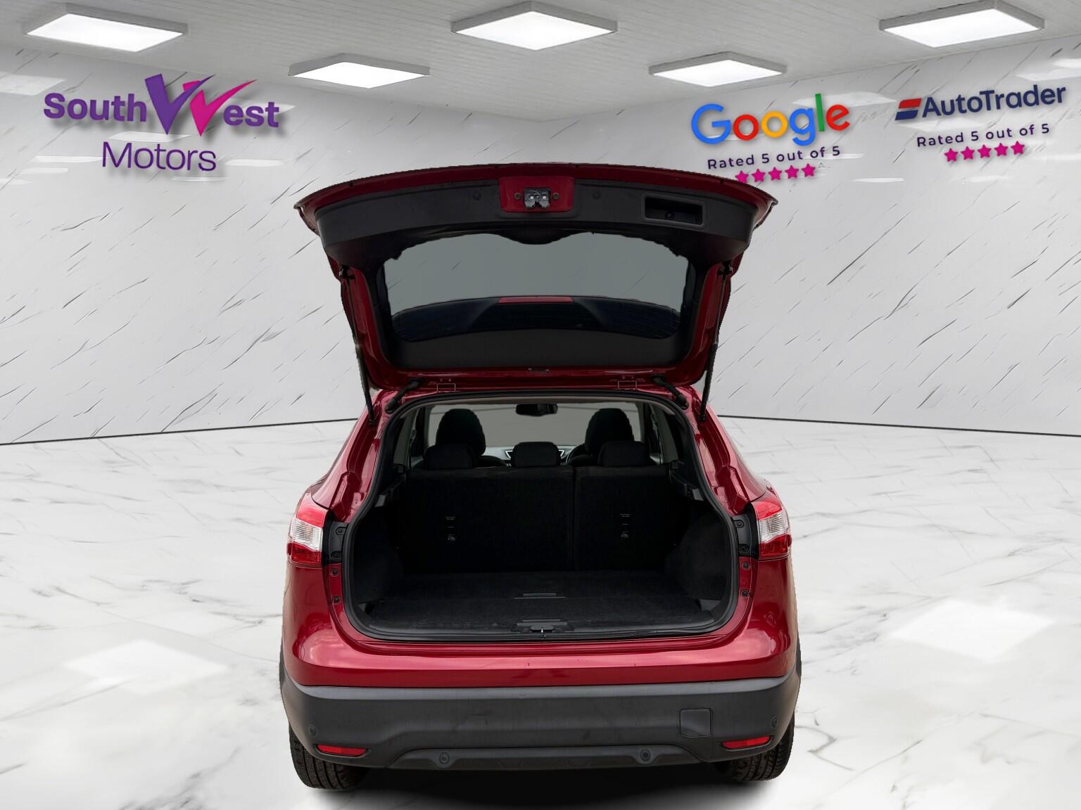 Nissan Qashqai view 16