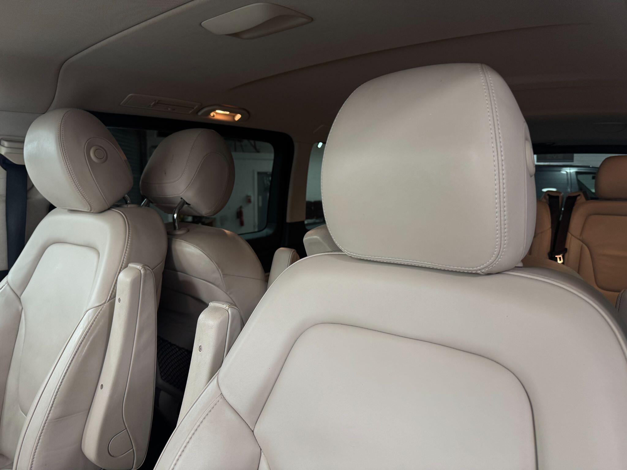 Mercedes-Benz V-Class view 53