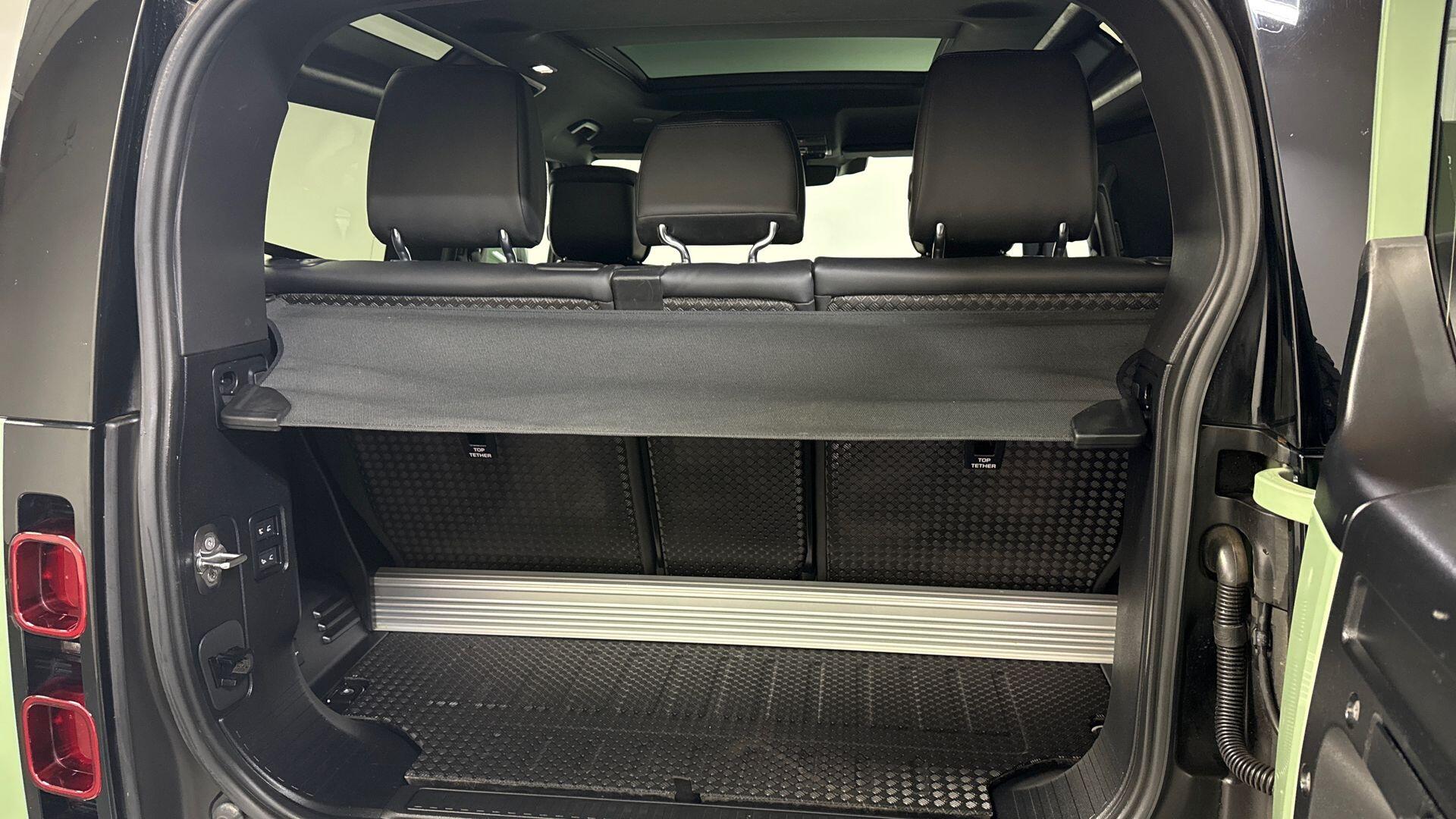 Land Rover Defender view 10