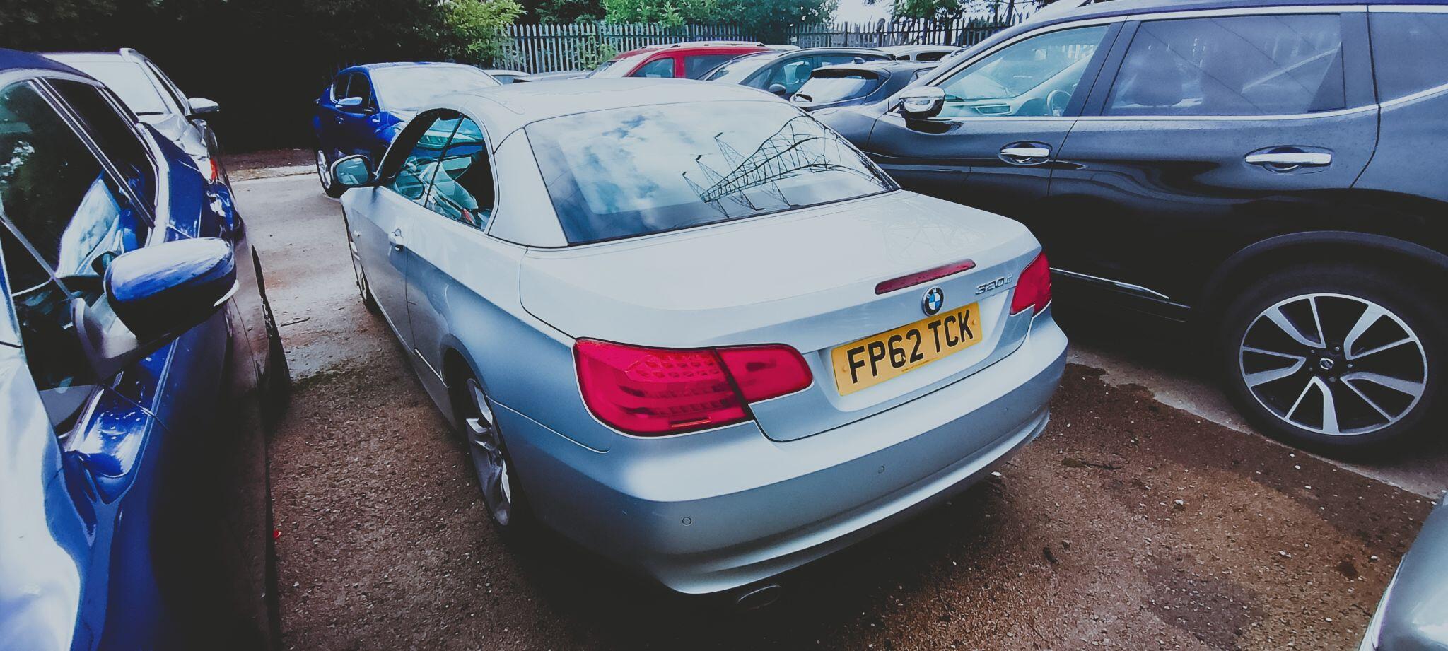BMW 3 Series view 4