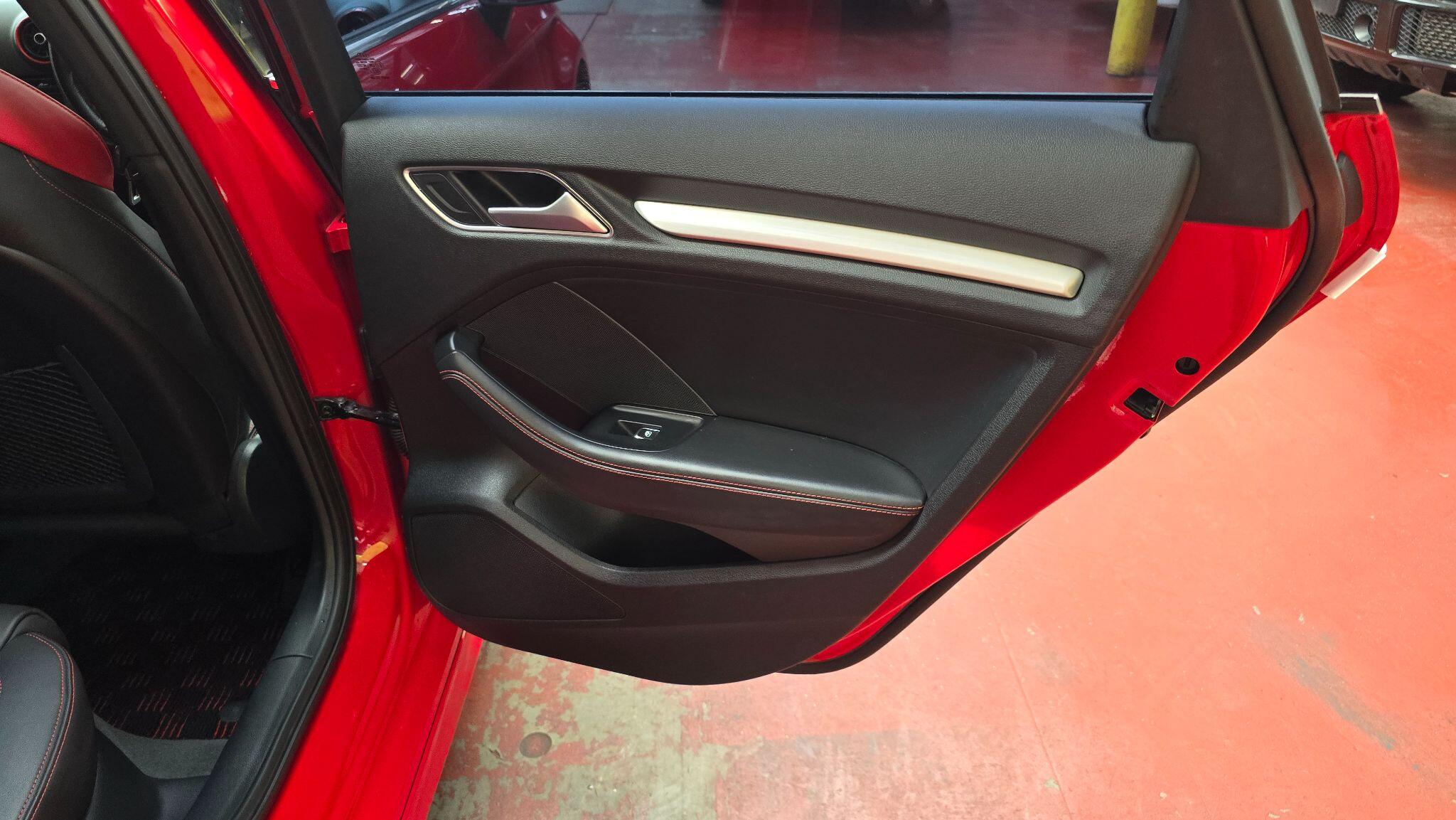 Audi S3 view 33