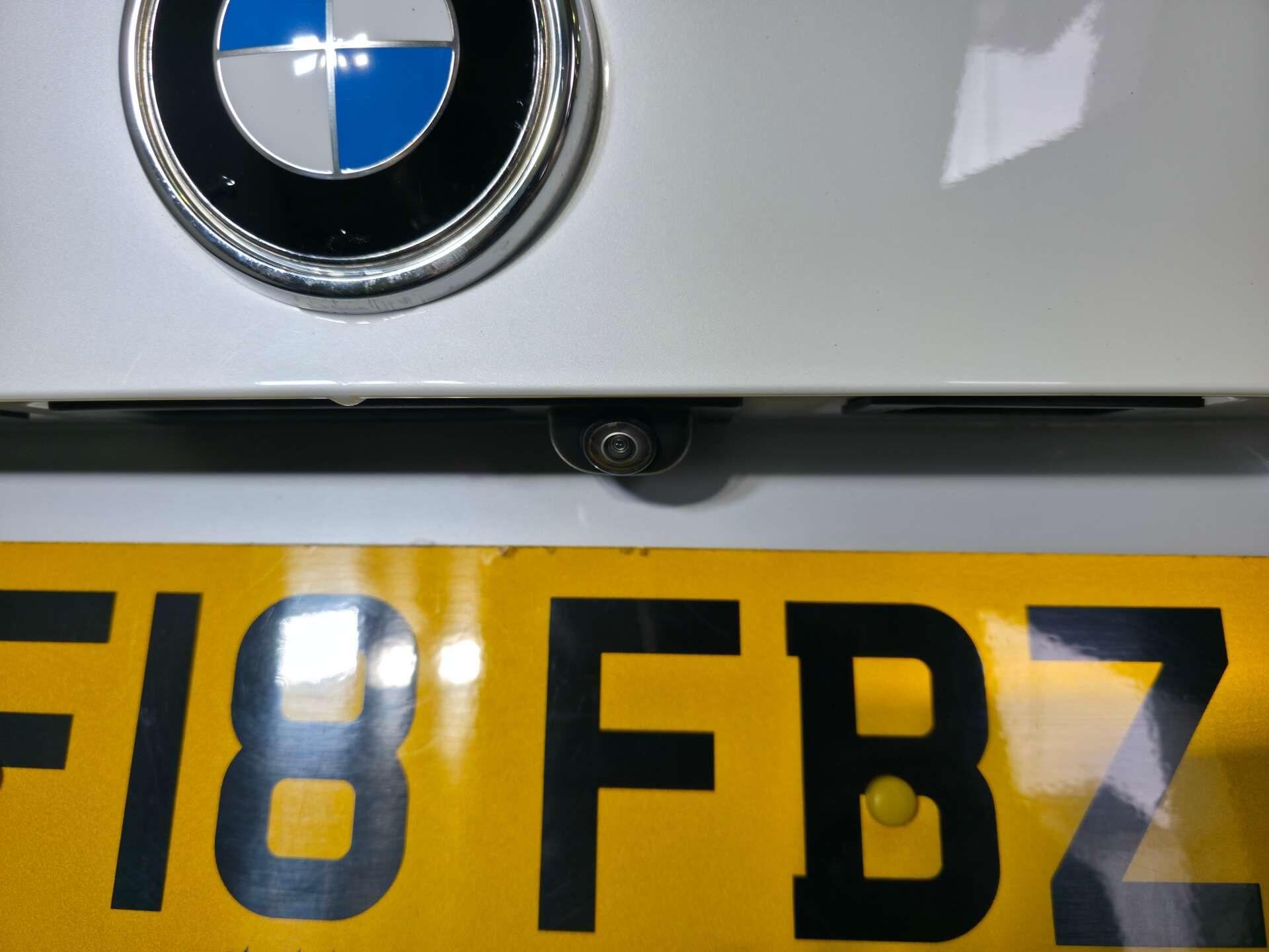 BMW X6 view 22