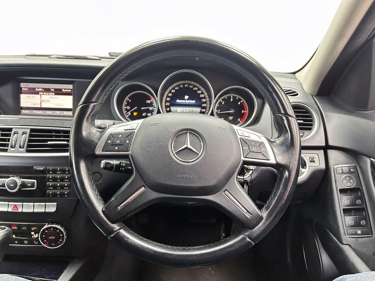 Mercedes-Benz C-Class view 19