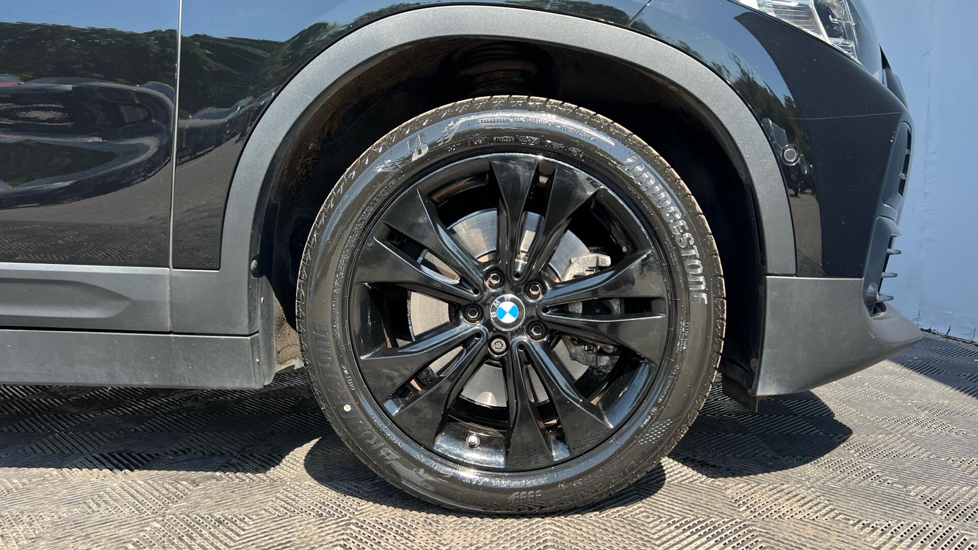 BMW X2 view 14