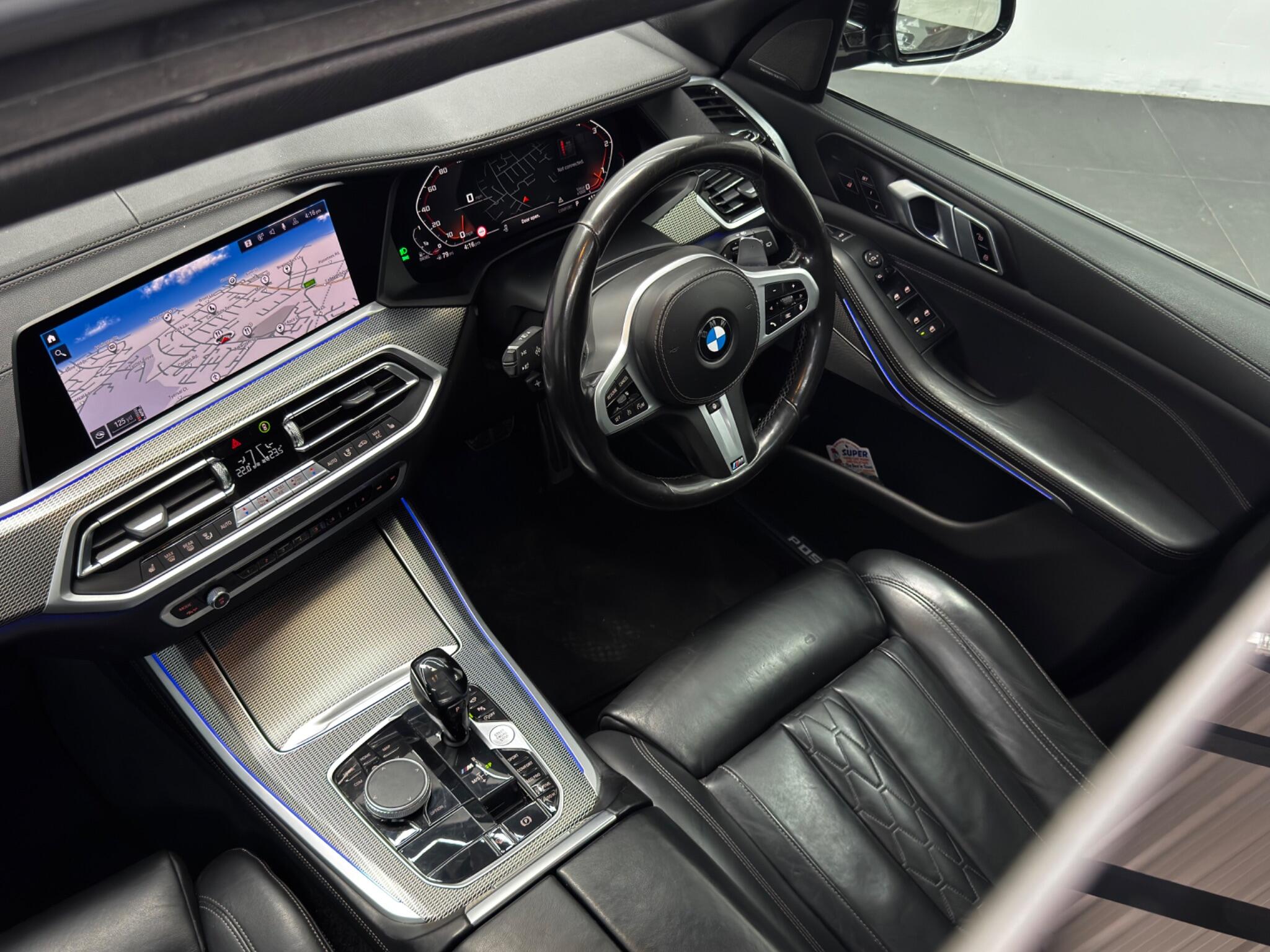 BMW X5 view 5