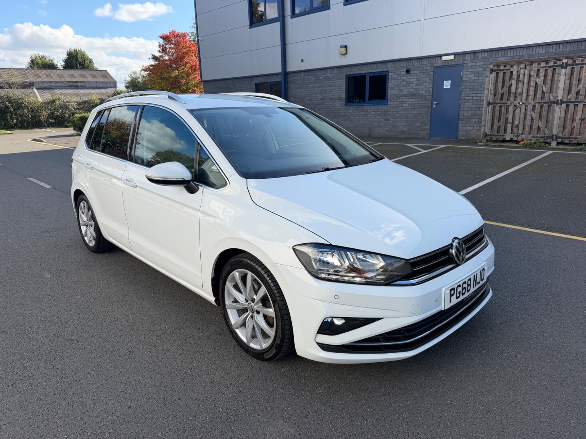 Volkswagen Golf SV