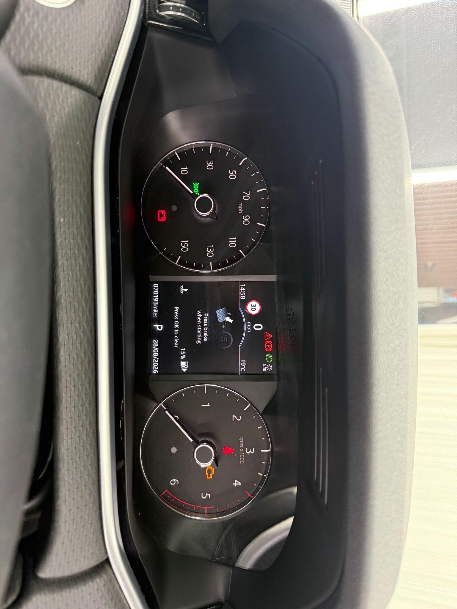 Land Rover Range Rover Evoque view 33