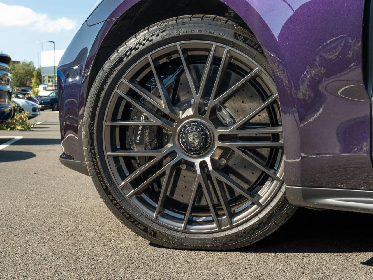 Porsche Panamera view 13