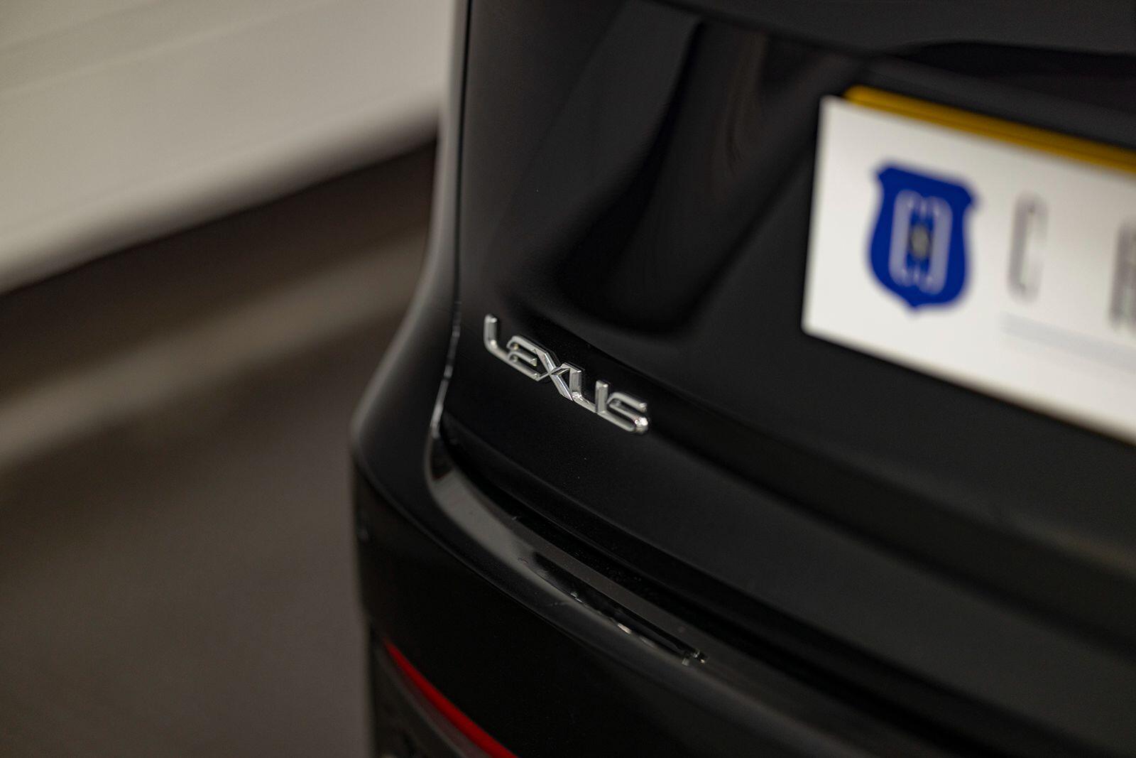 Lexus NX view 64