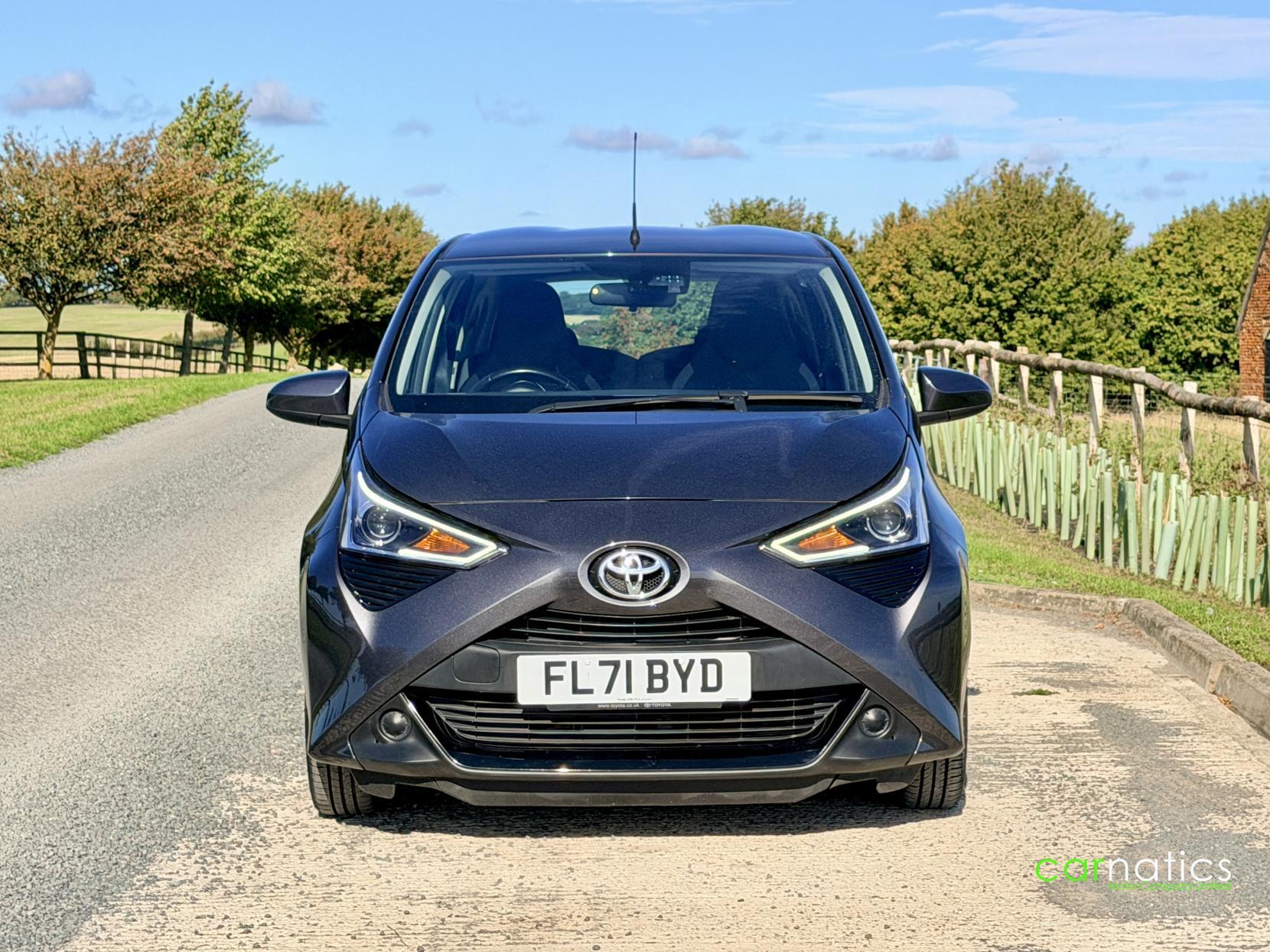 Toyota Aygo view 8