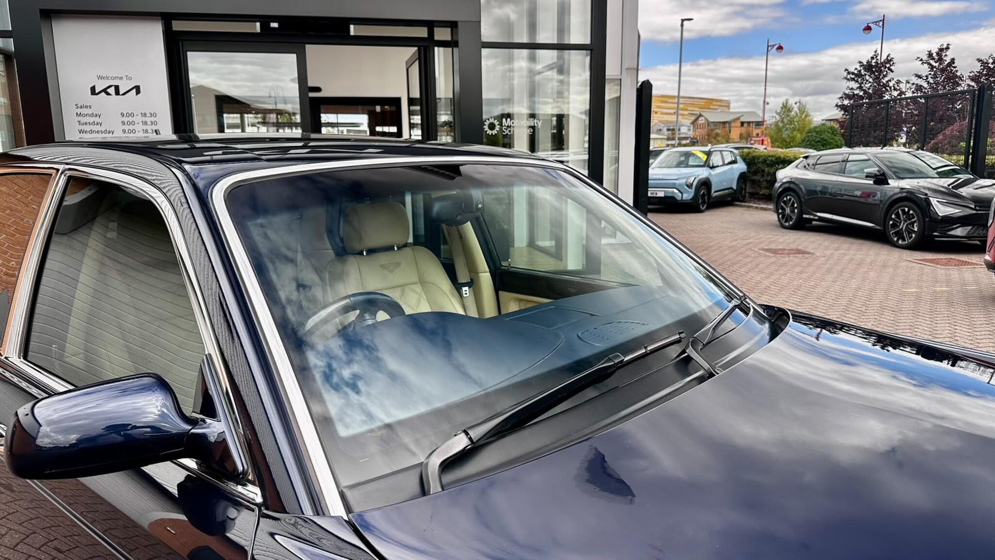 Bentley Arnage view 10