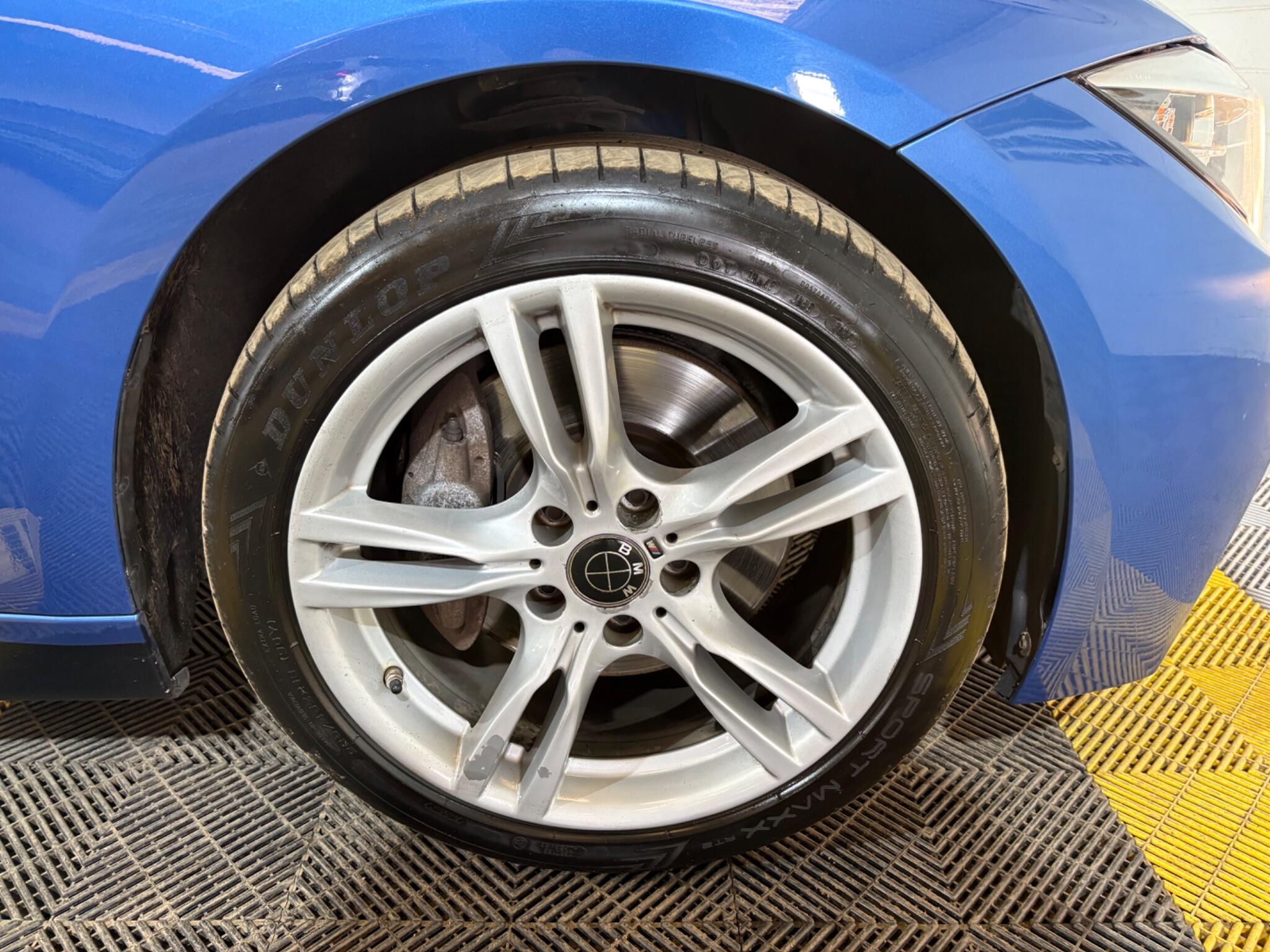 BMW 3 Series view 46