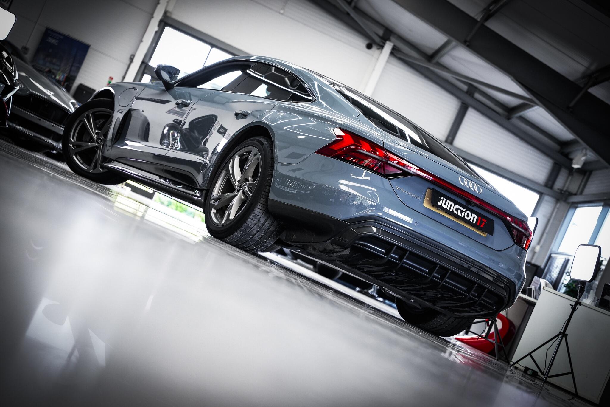Audi e-tron GT view 6