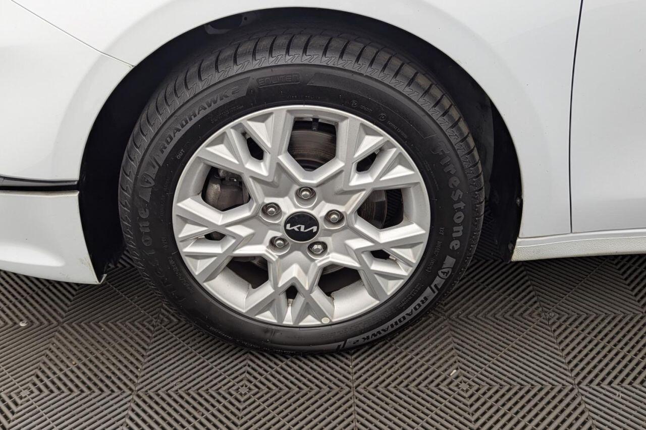 Kia Ceed view 50