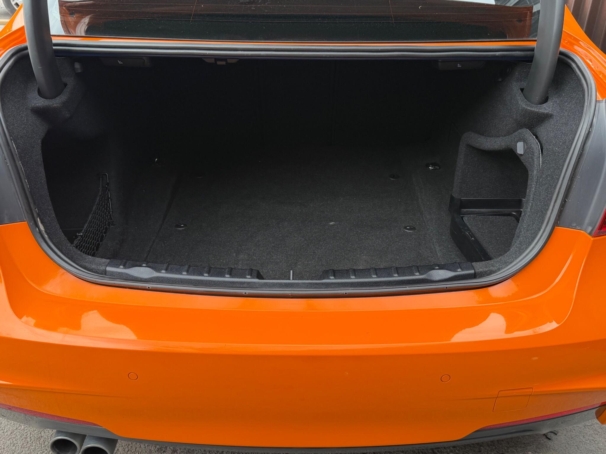 BMW 3 Series view 51
