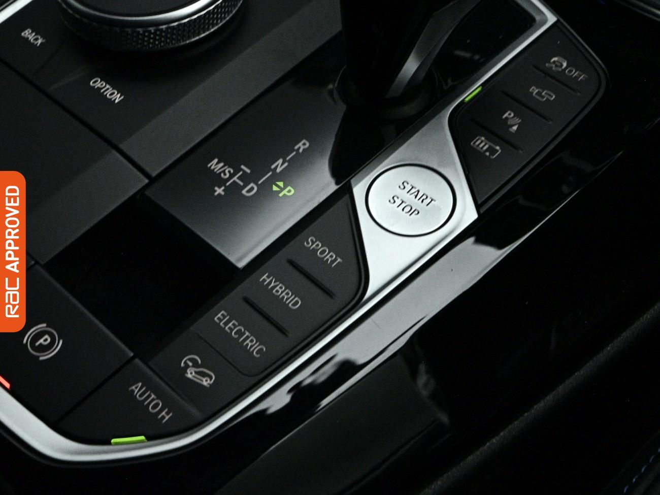 BMW X3 view 24