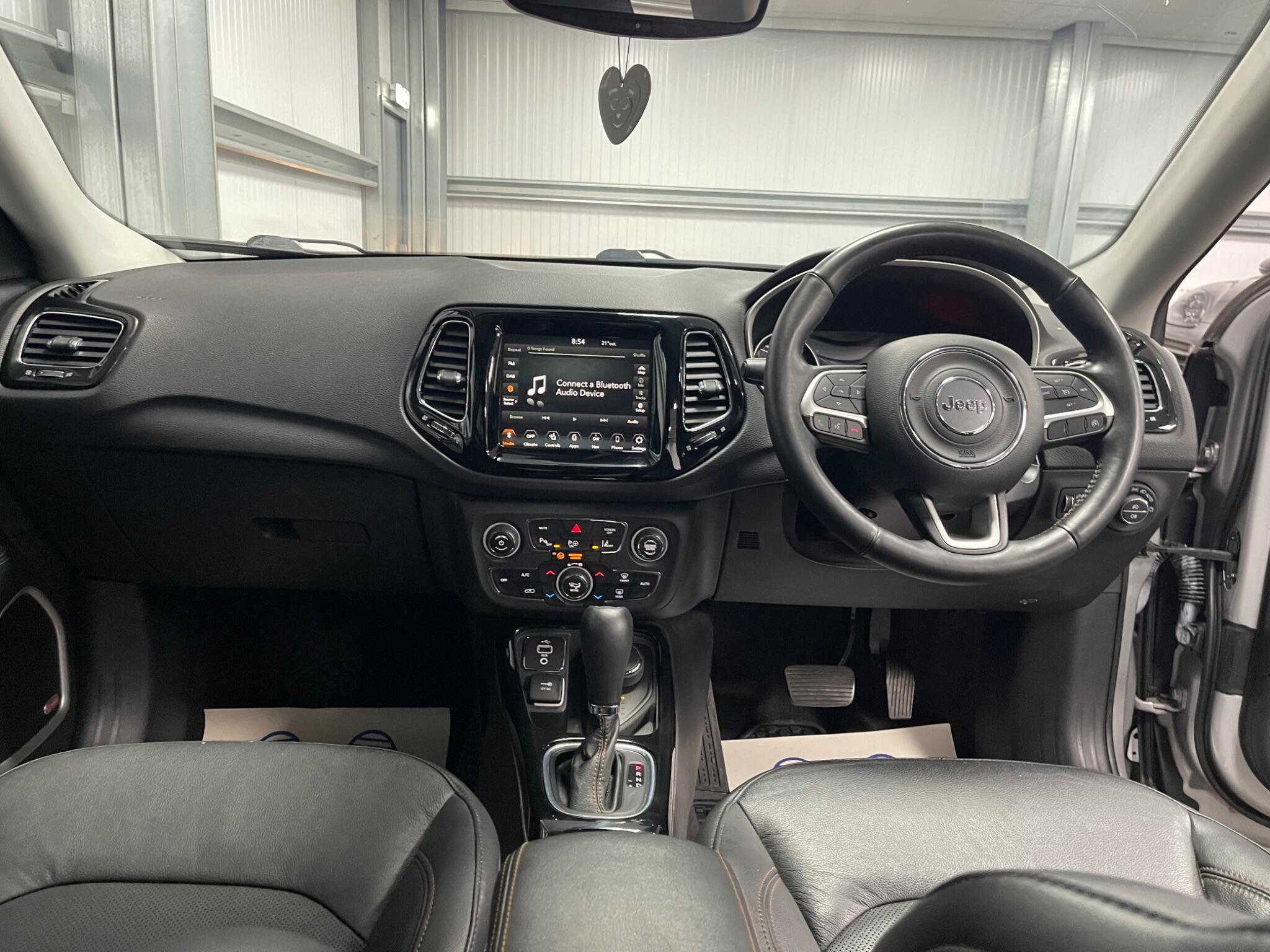 Jeep Compass view 29