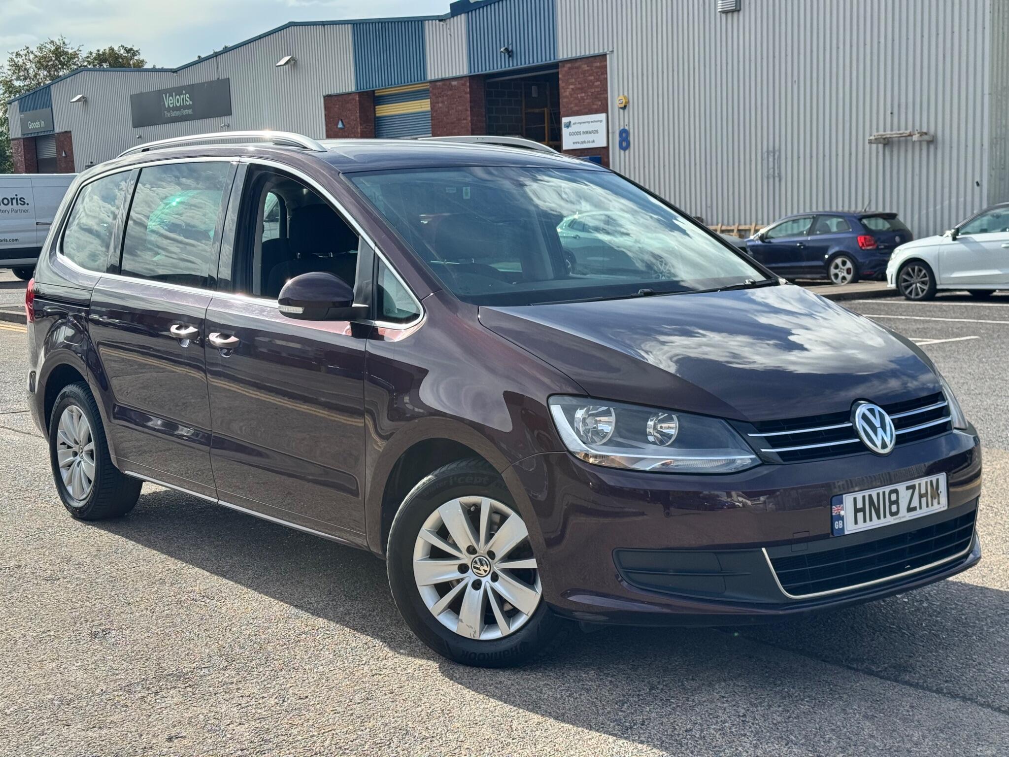 2018 Volkswagen Sharan in Red for sale