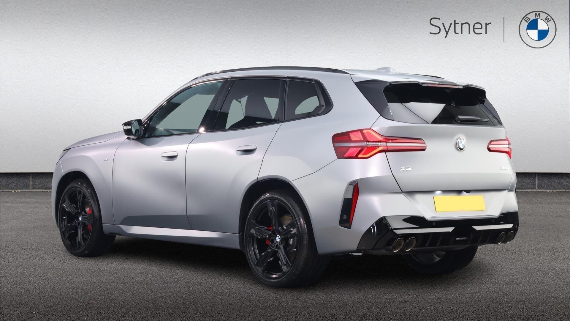 BMW X3 view 2