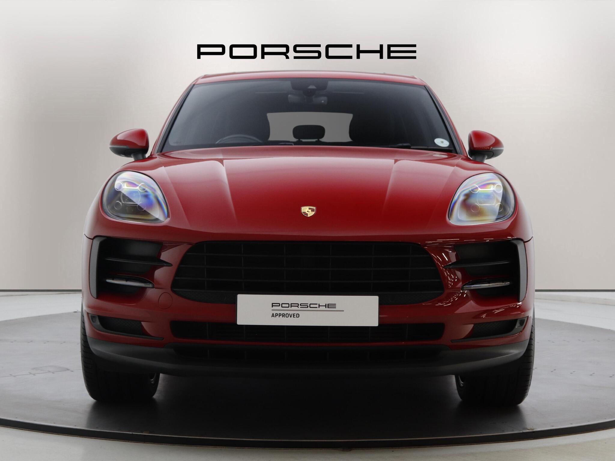 Porsche Macan view 6