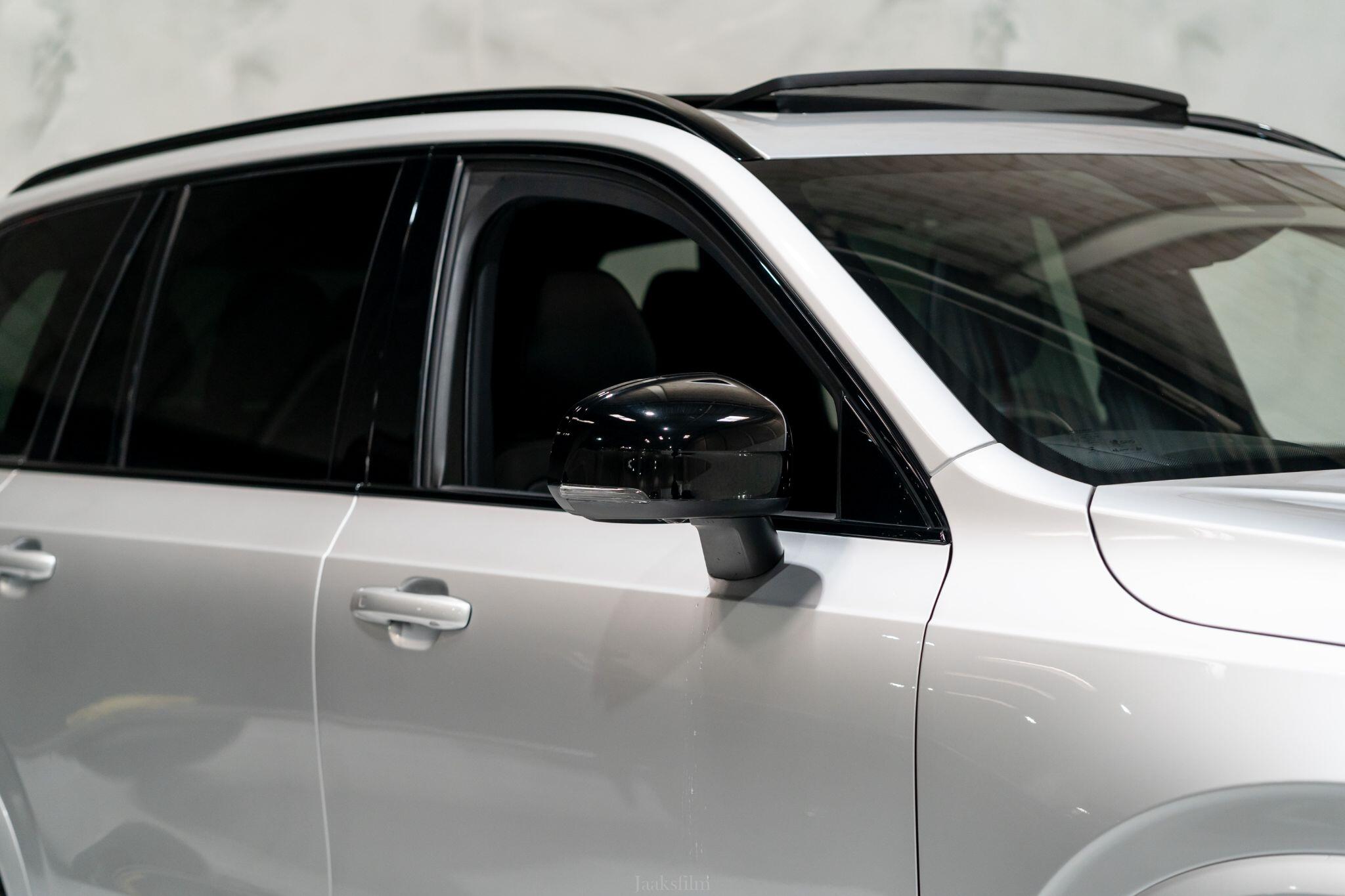 Volvo XC90 view 12
