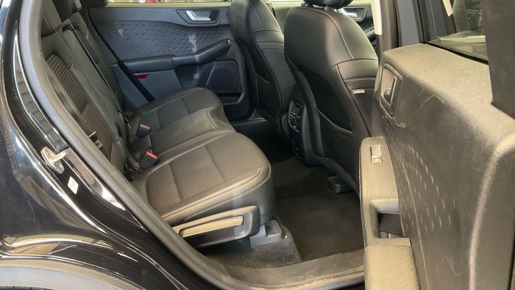 Ford Kuga view 13